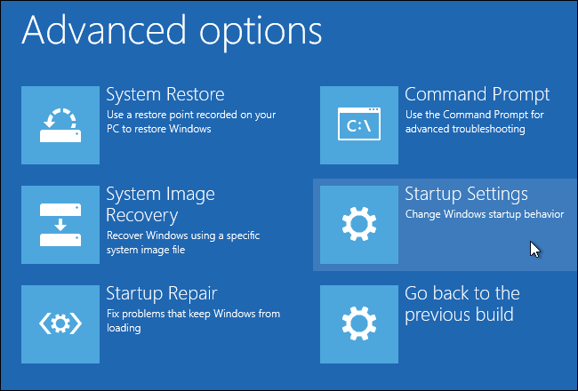 Seleccione Configuración de inicio en opciones avanzadas Windows 10