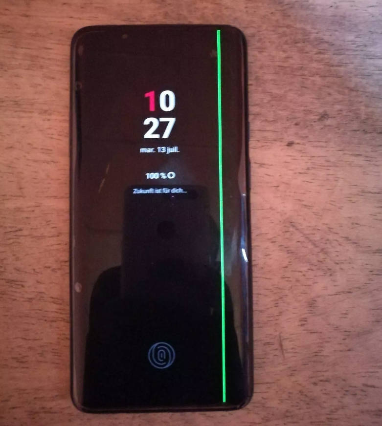 Oneplus green line issue.jpg