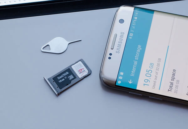 Transfiera videos de SMasung a la computadora a través de la tarjeta SD